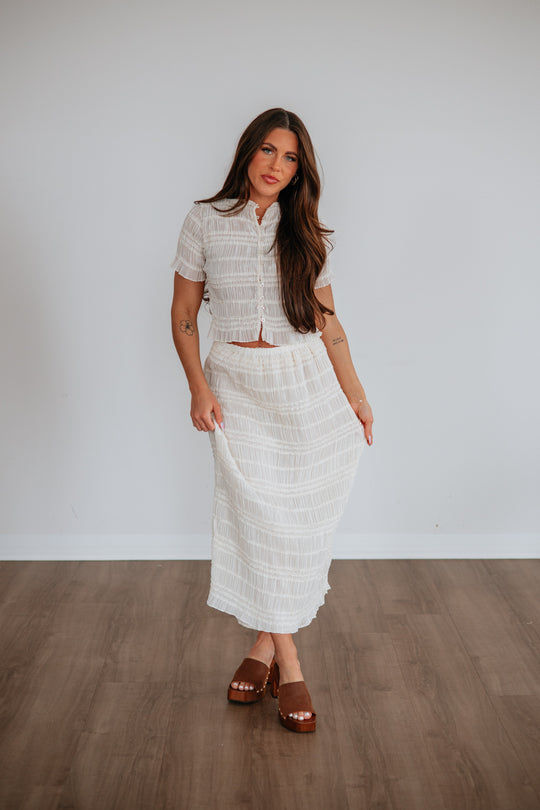 Minimal Moment Skirt