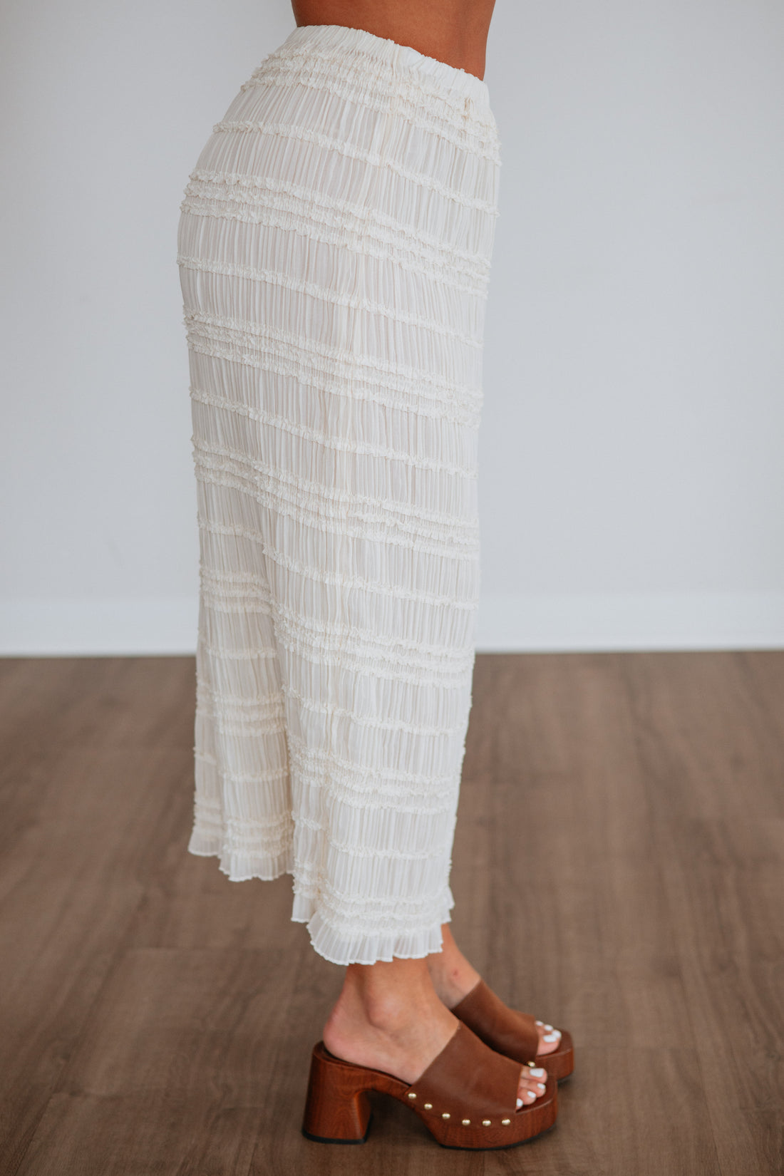 Minimal Moment Skirt