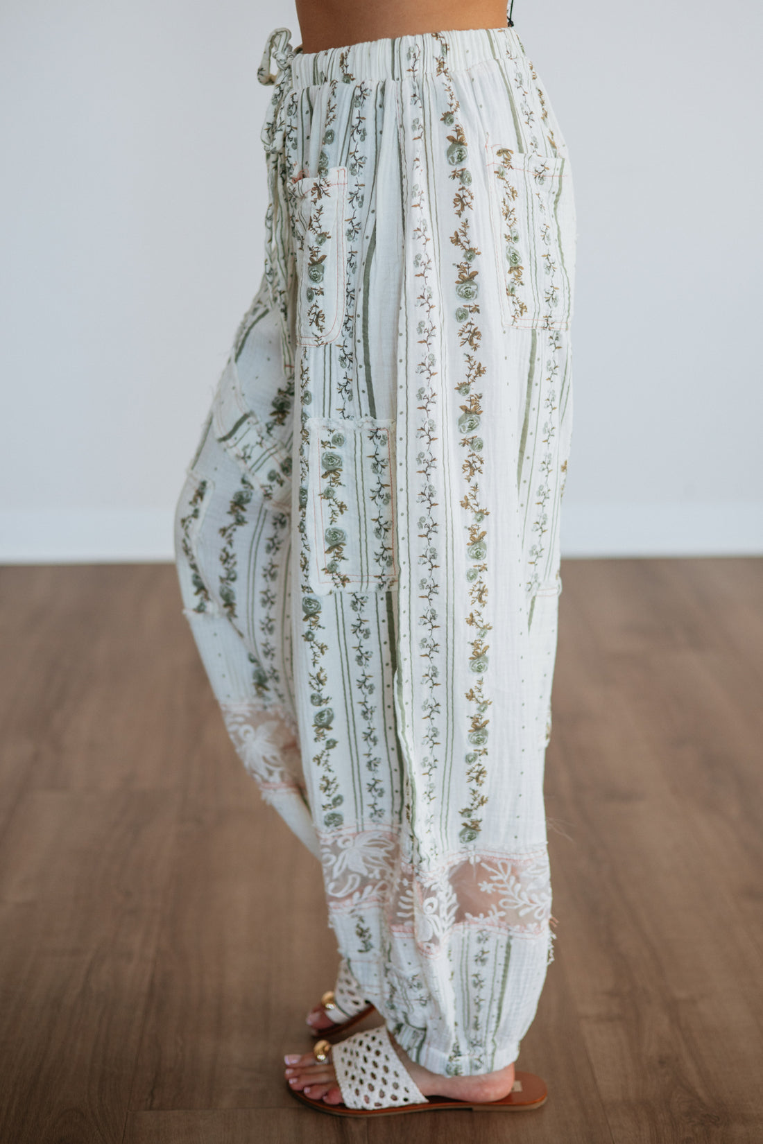 Lela Floral Pants