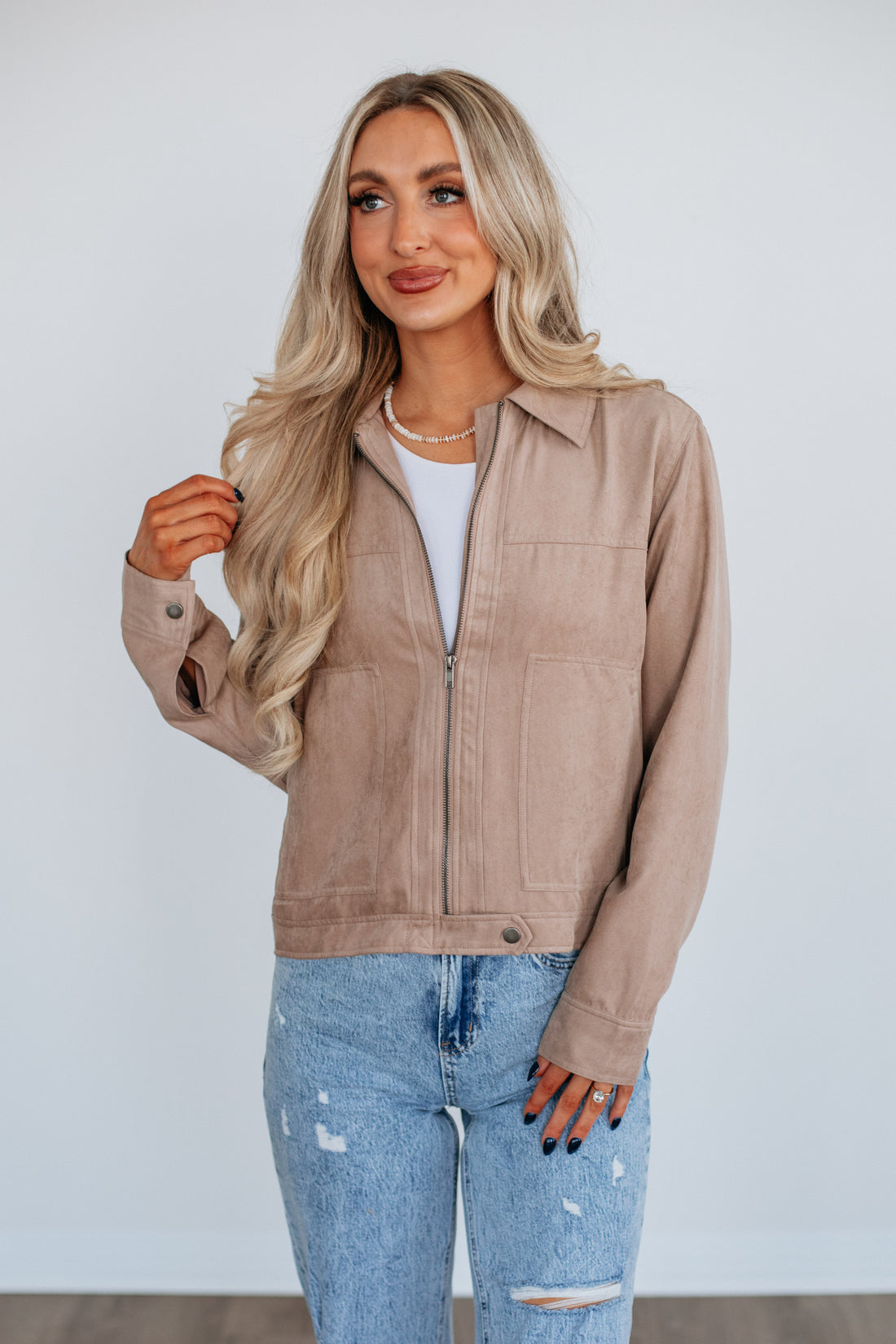 #color_taupe