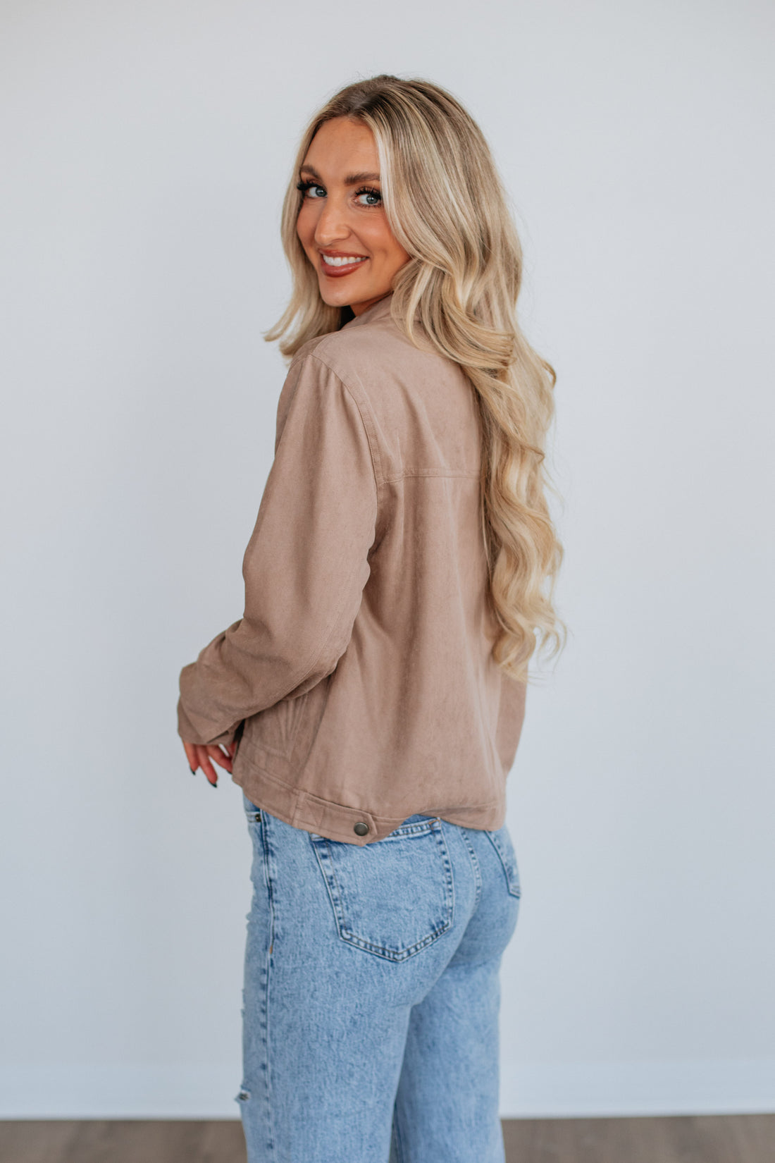 #color_taupe