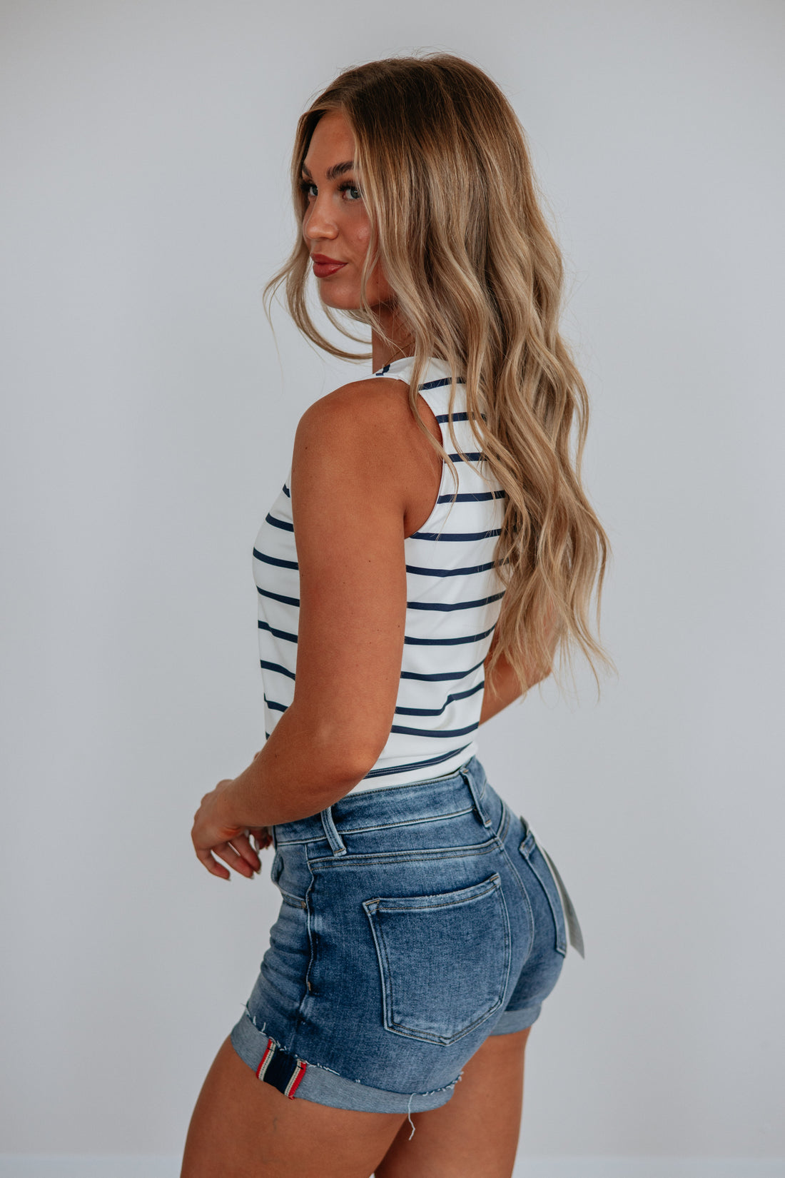 #color_navy-stripe