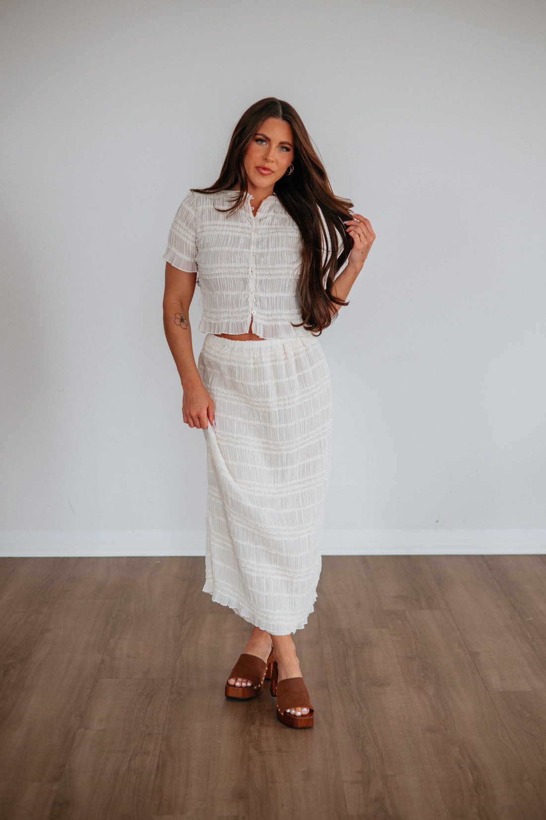 Minimal Moment Skirt