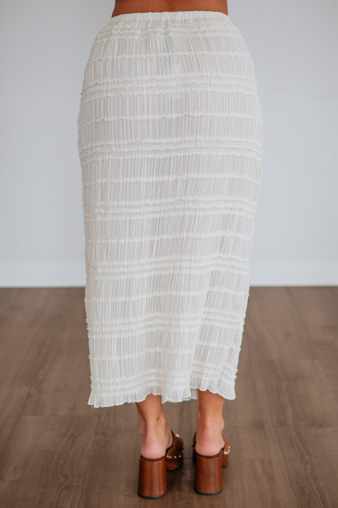 Minimal Moment Skirt