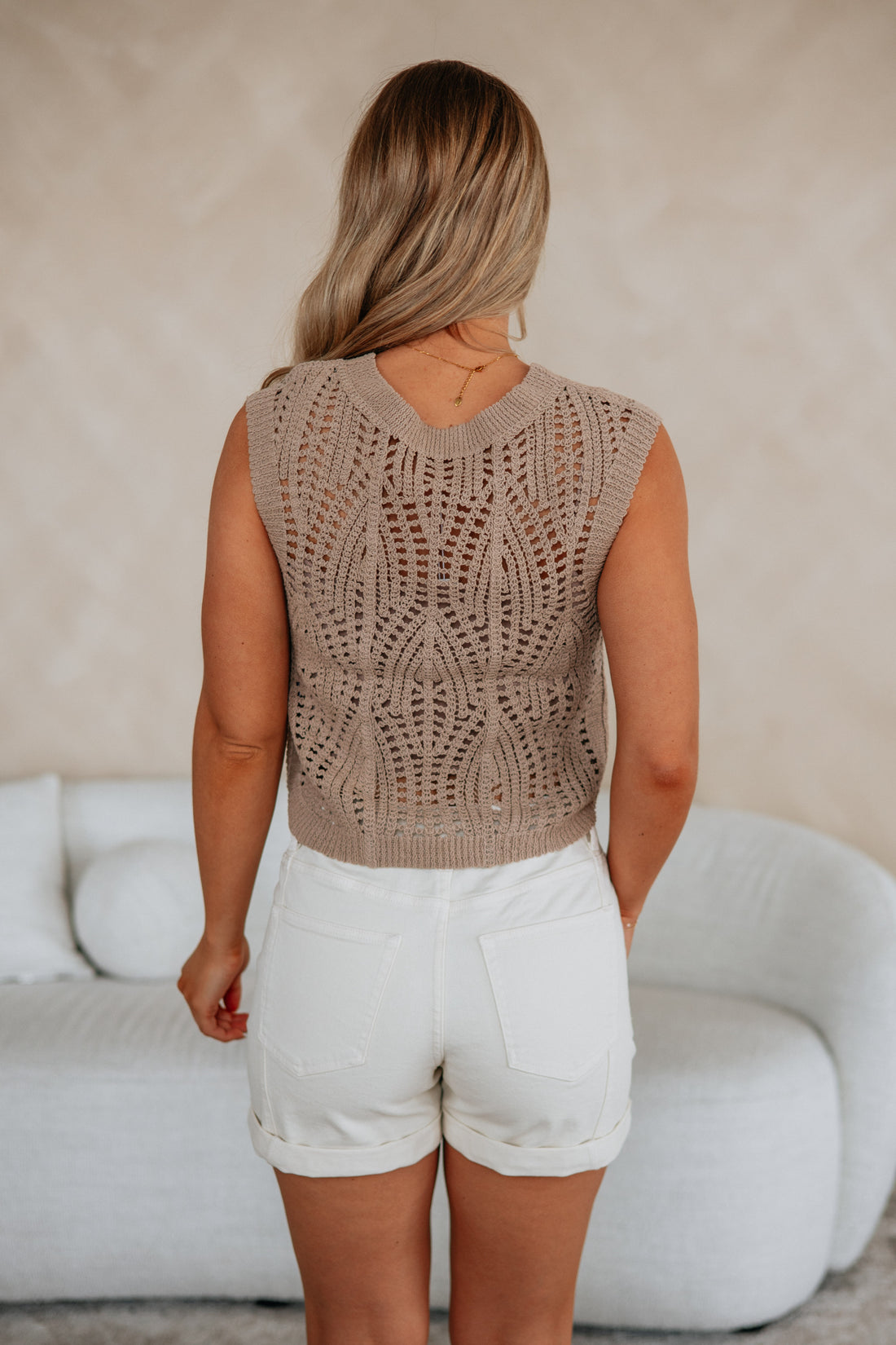 #color_taupe