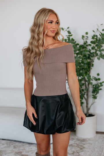 #color_taupe