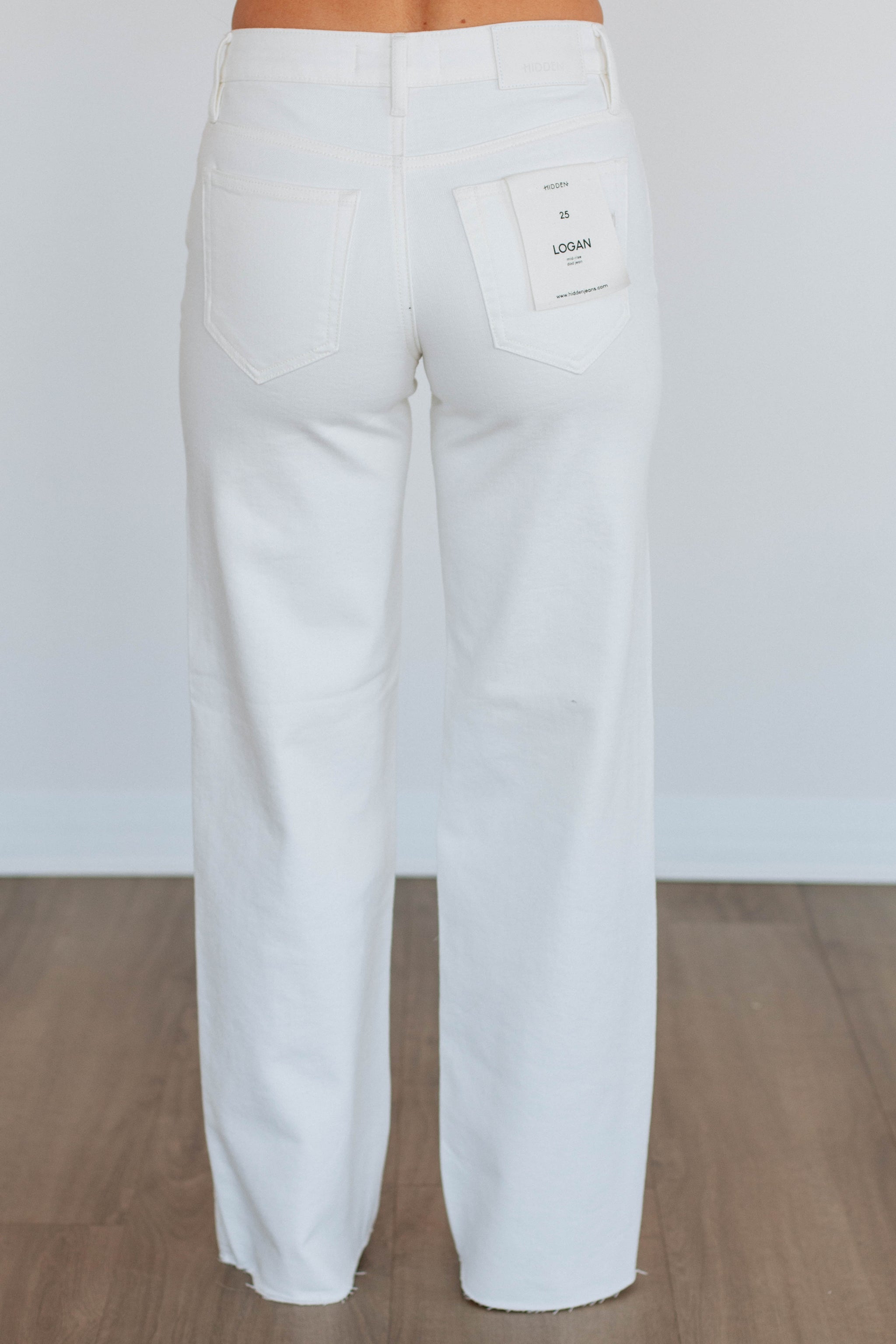 Logan Hidden Jeans - Ivory