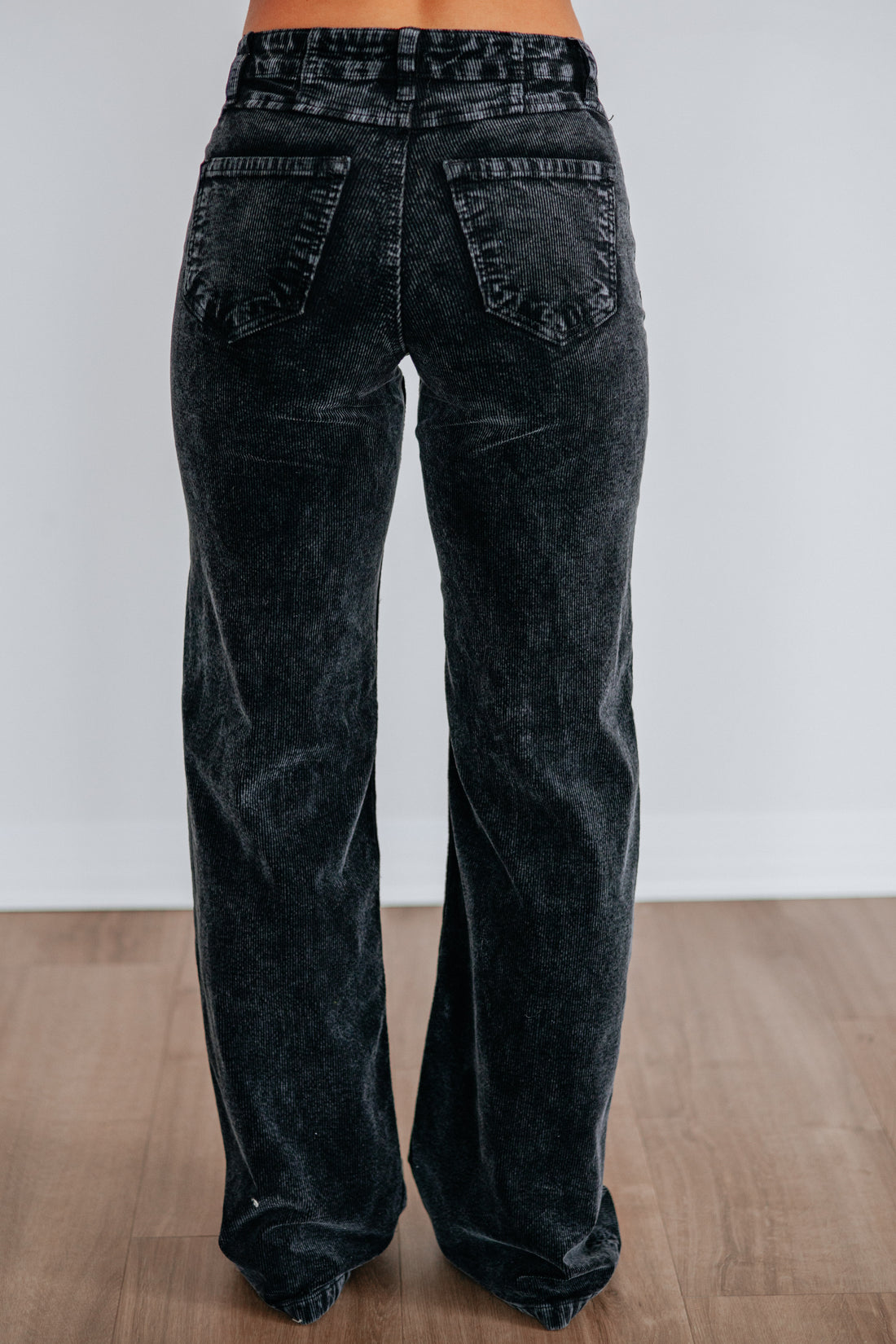 #color_vintage-black