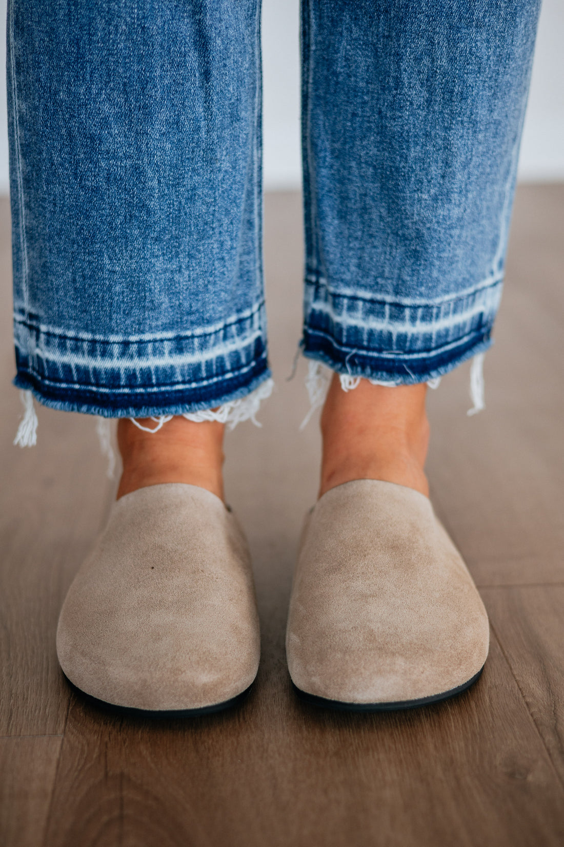 Doing Just Fine Clogs