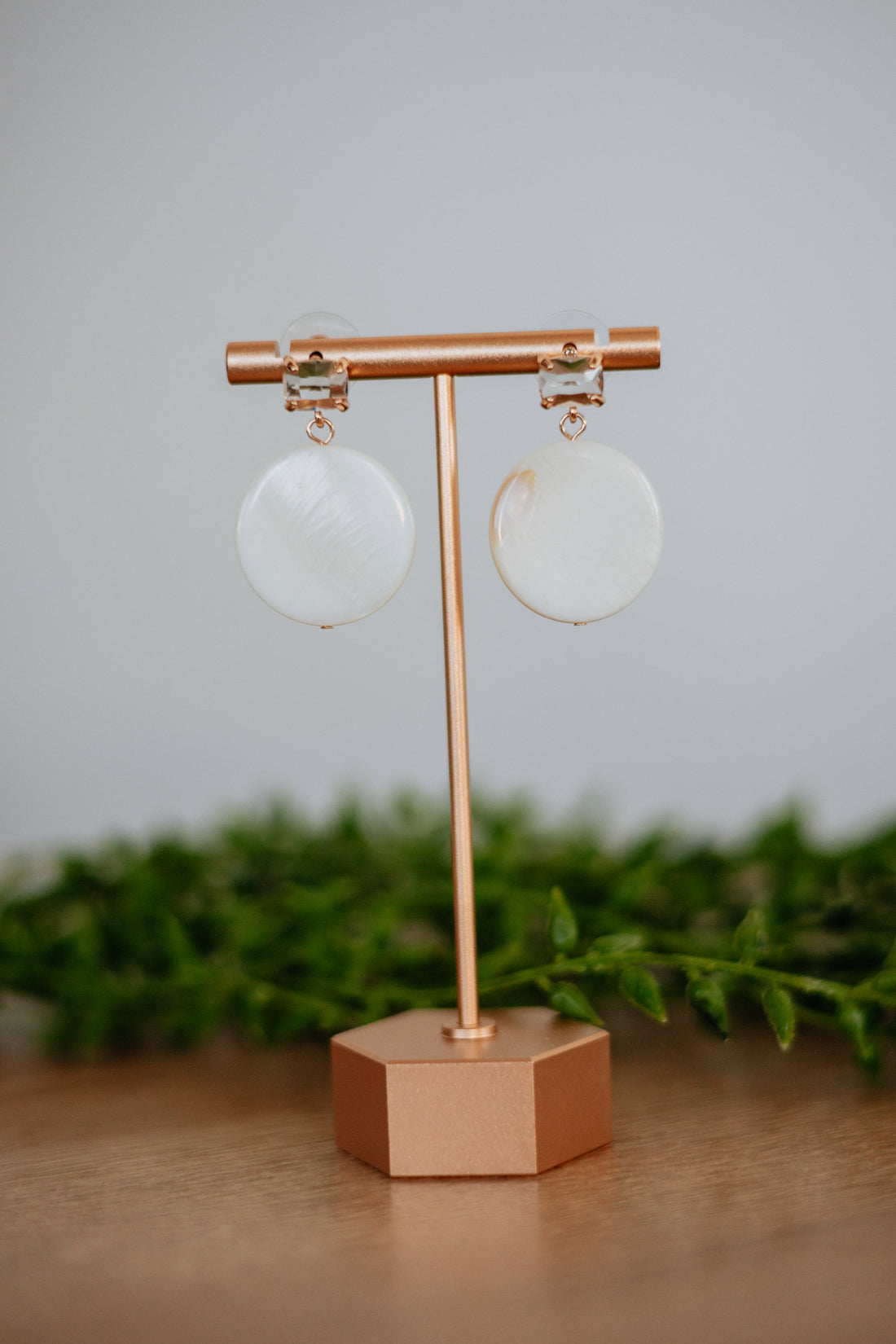 Earrings-2_36cfde94-f642-4d61-8251-015c161c9762