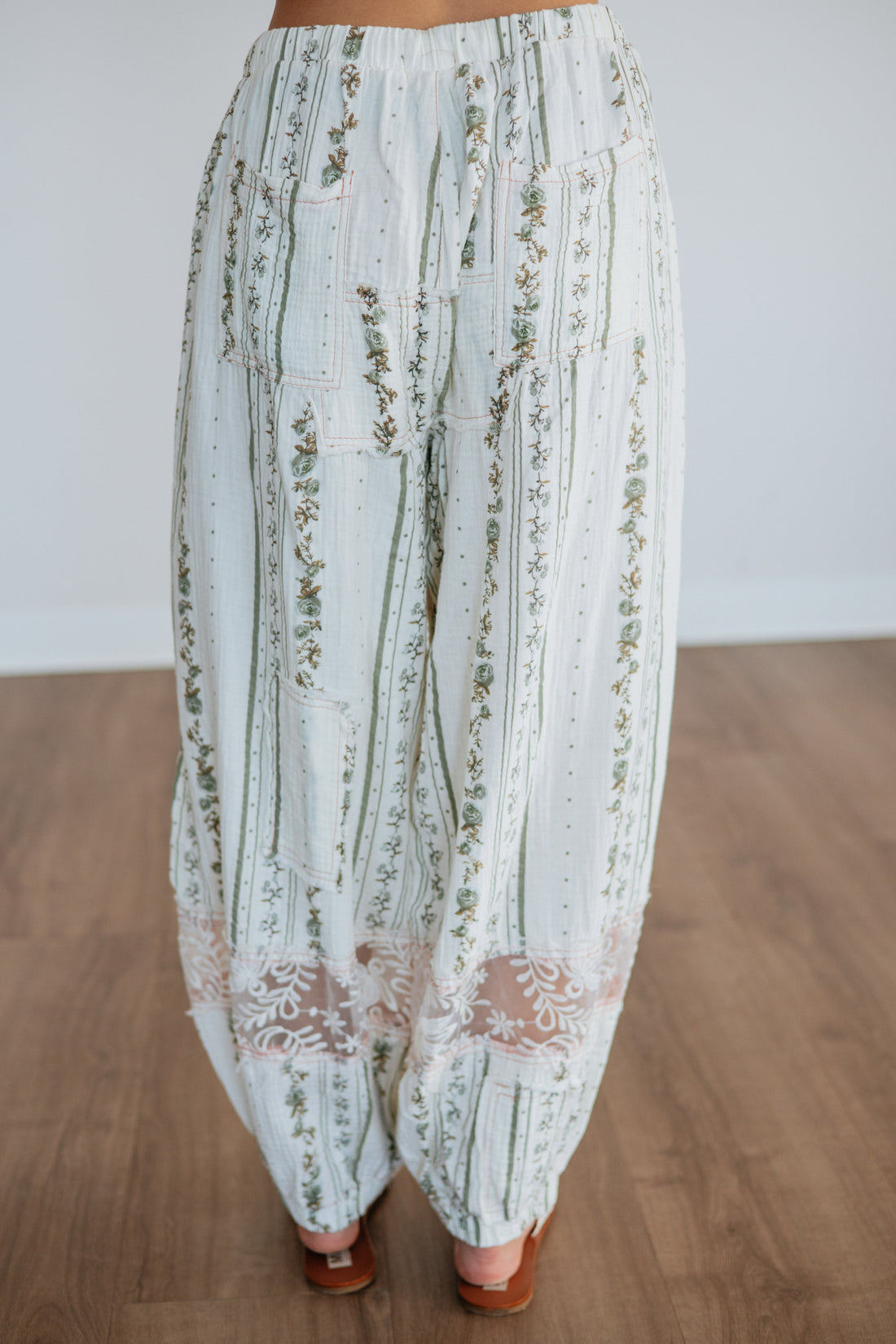 Lela Floral Pants