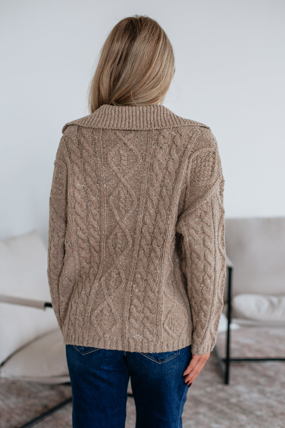 #color_taupe