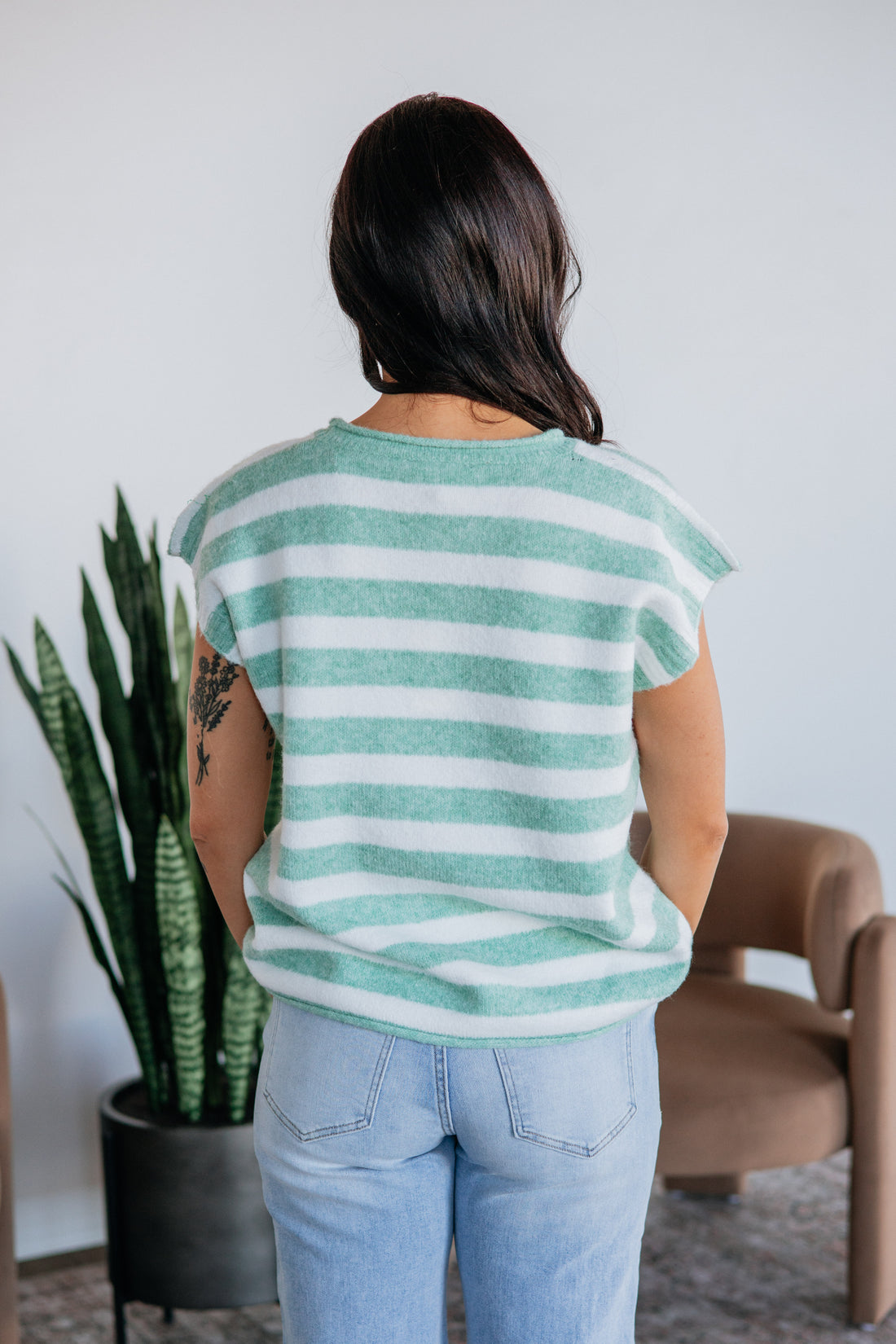 #color_dusty-mint