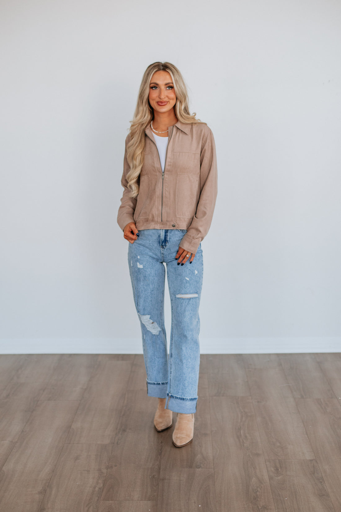 #color_taupe