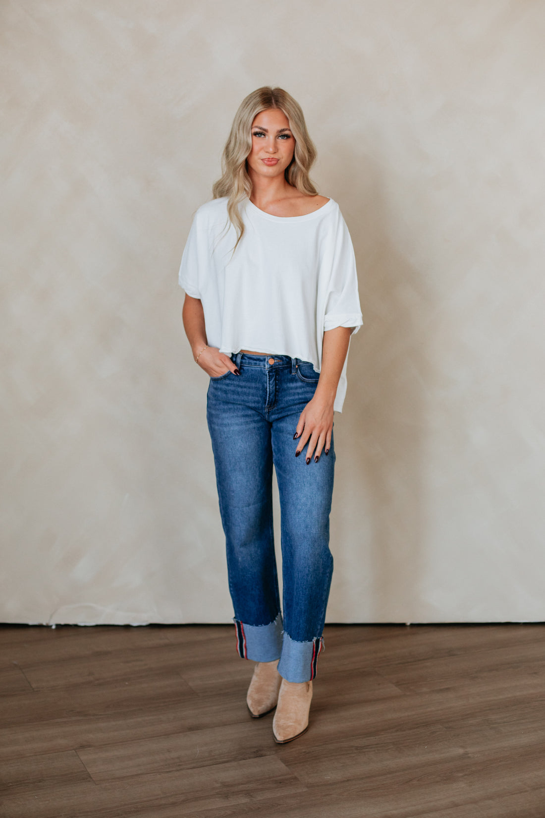 #color_ivory