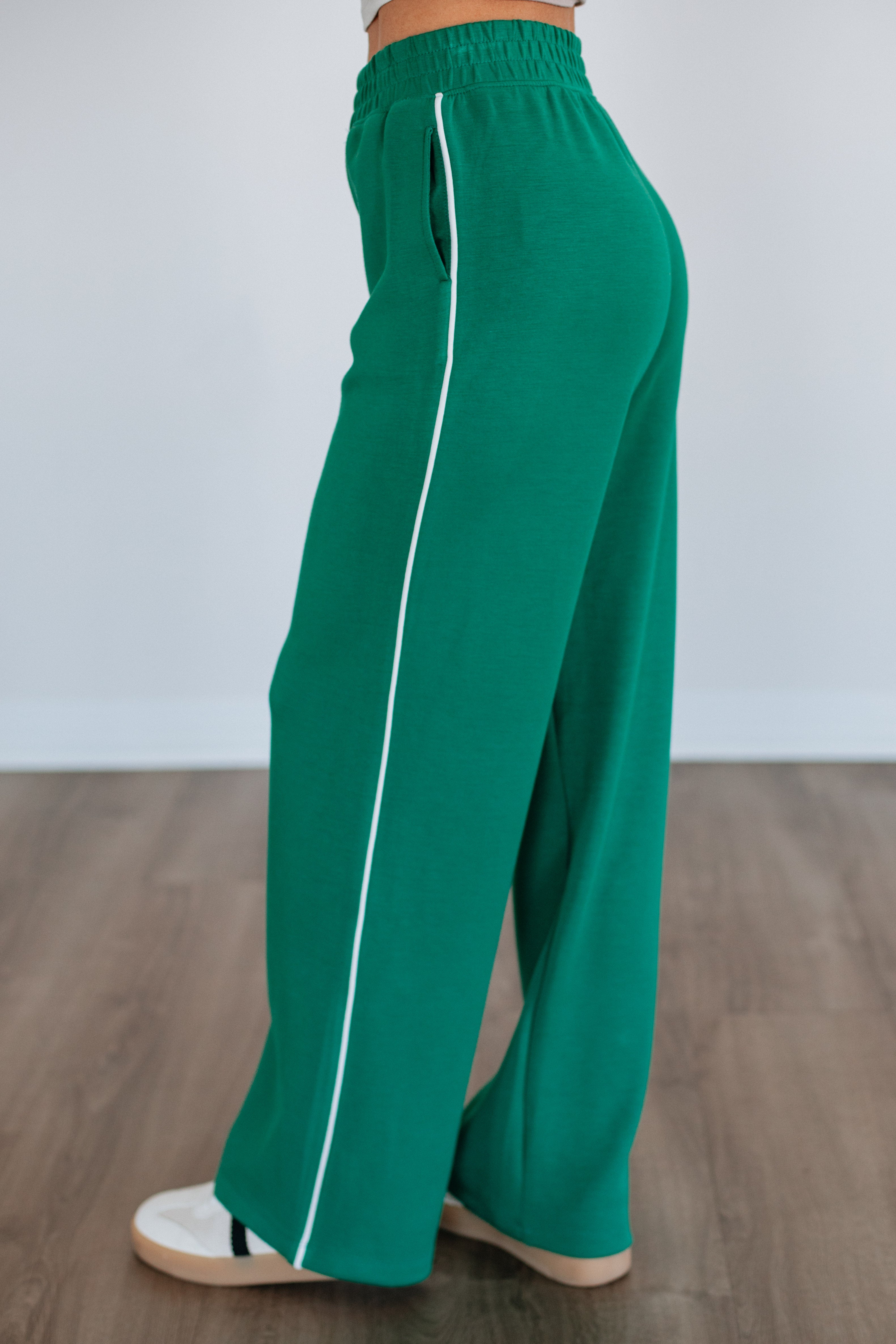 #color_kelly-green