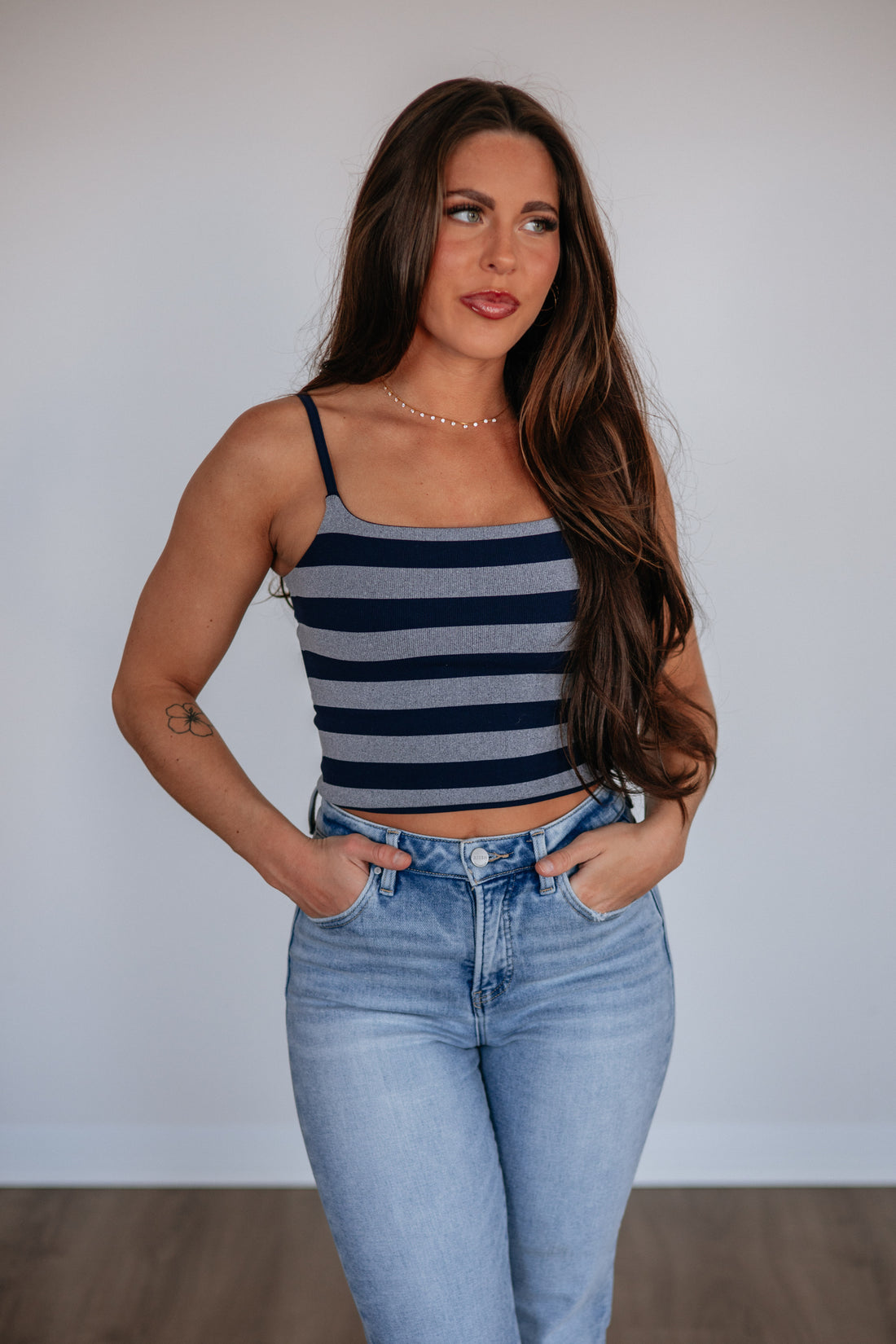 #color_navy