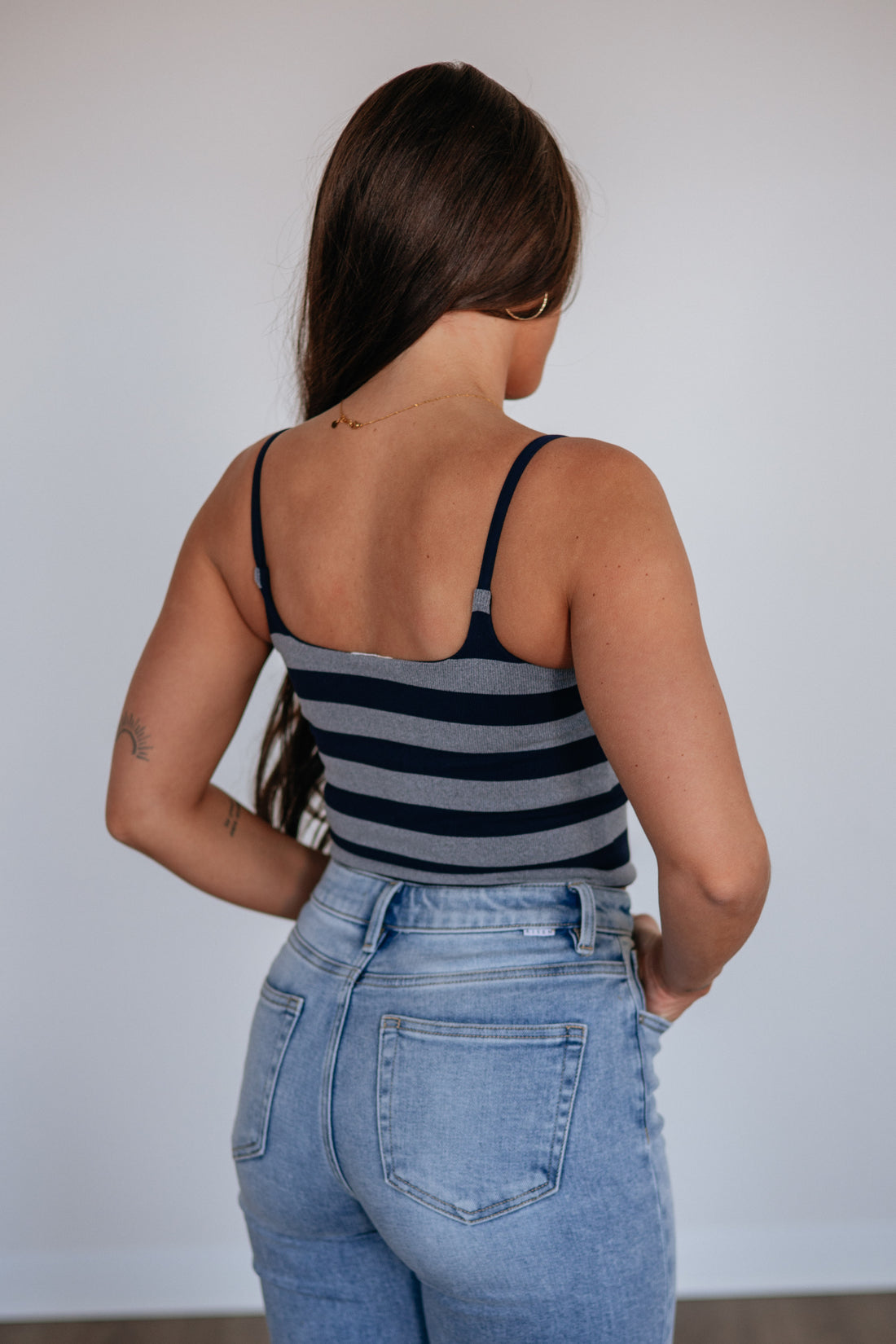 #color_navy