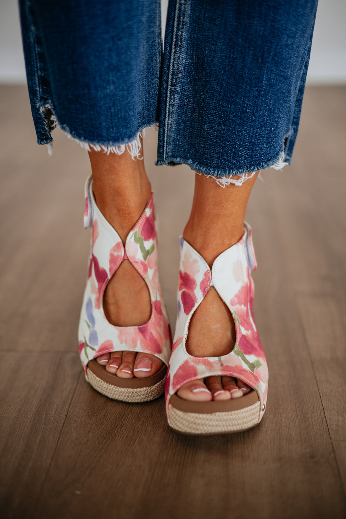 Check It Out Wedges - Floral