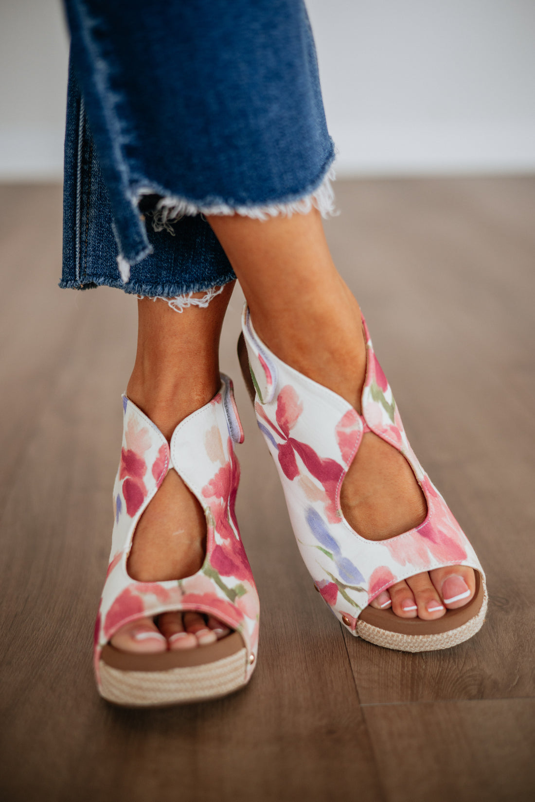 Check It Out Wedges - Floral