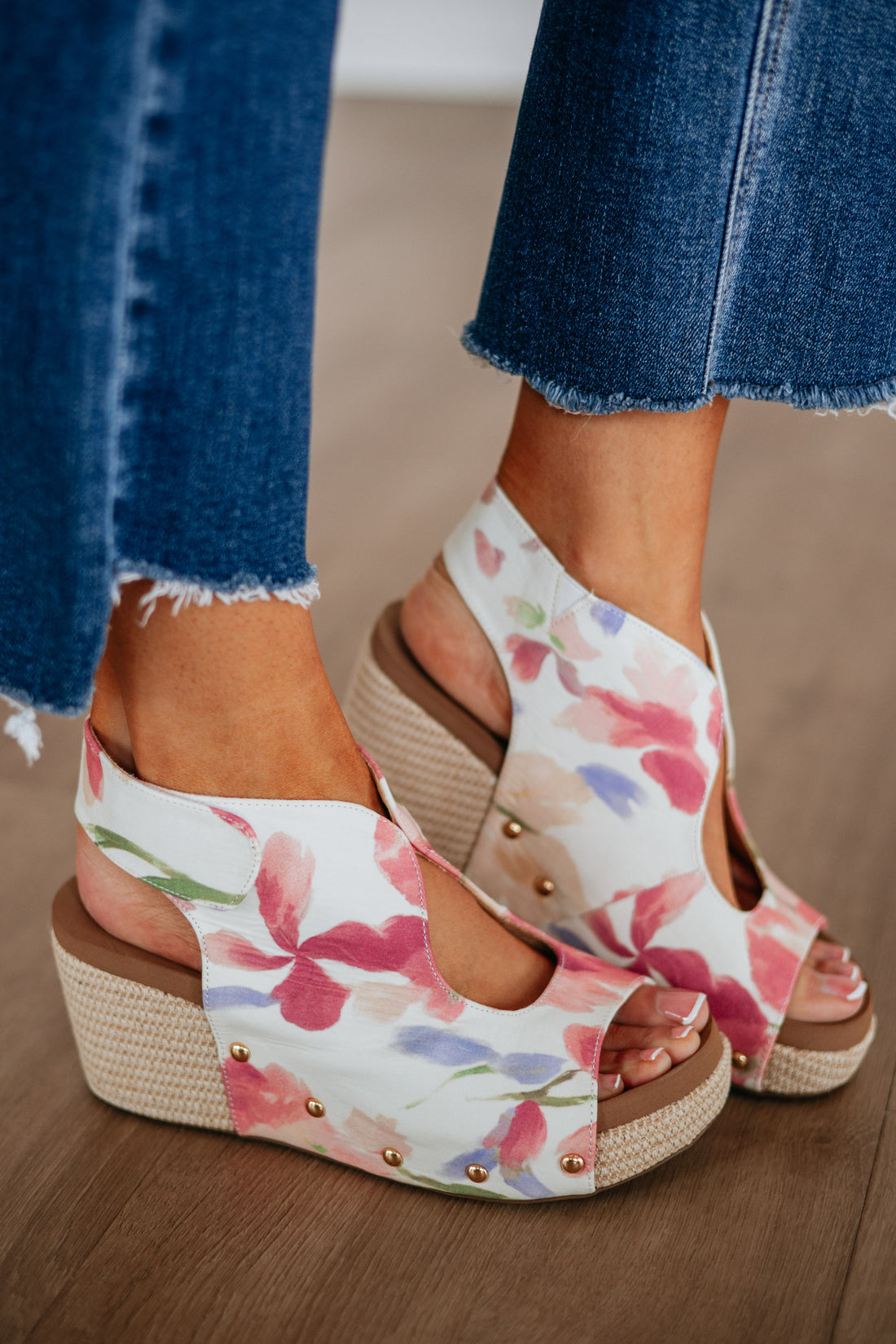 Check It Out Wedges - Floral