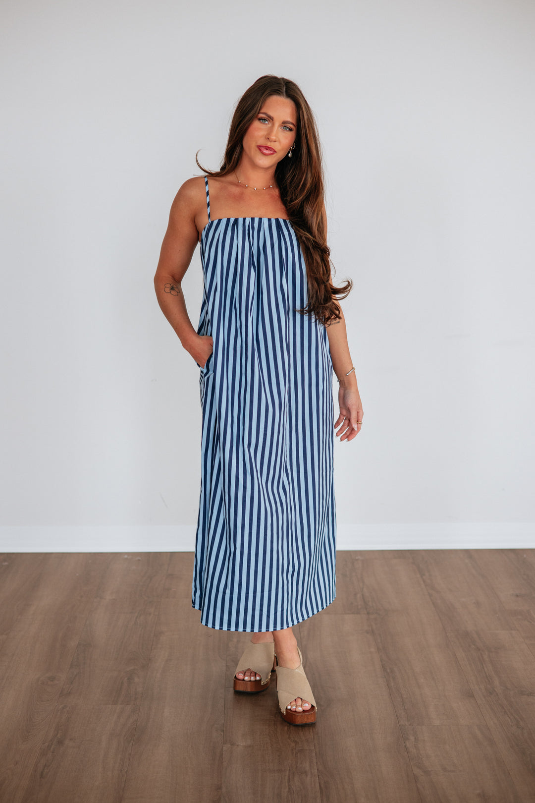 #color_navy