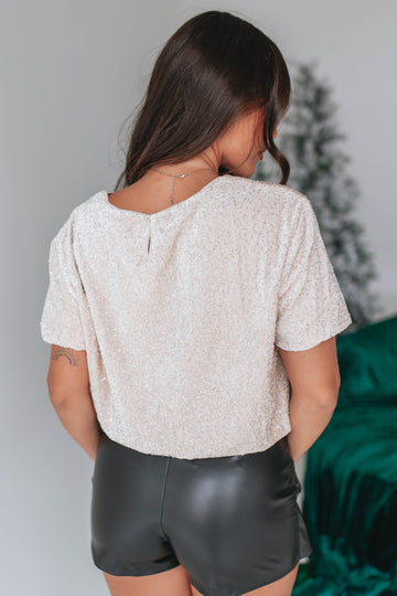Main Attraction Top