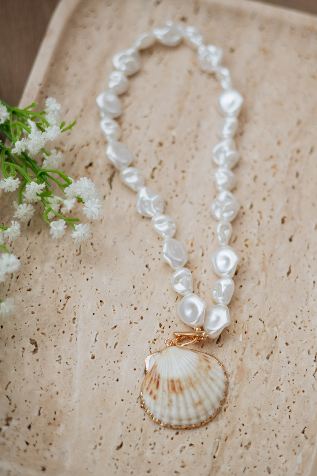 Trendy & Tropical Necklace