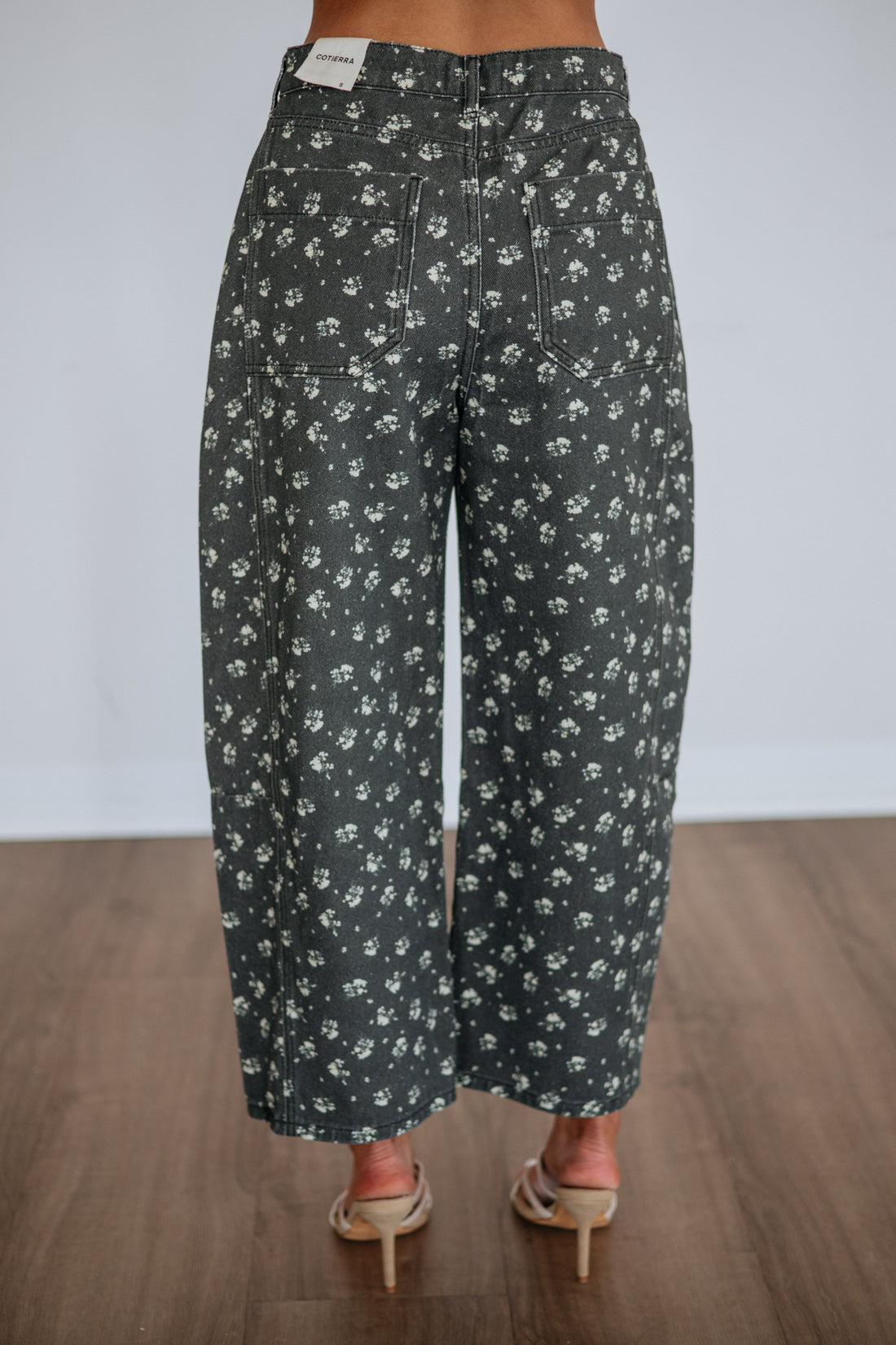 #color_vintage-black