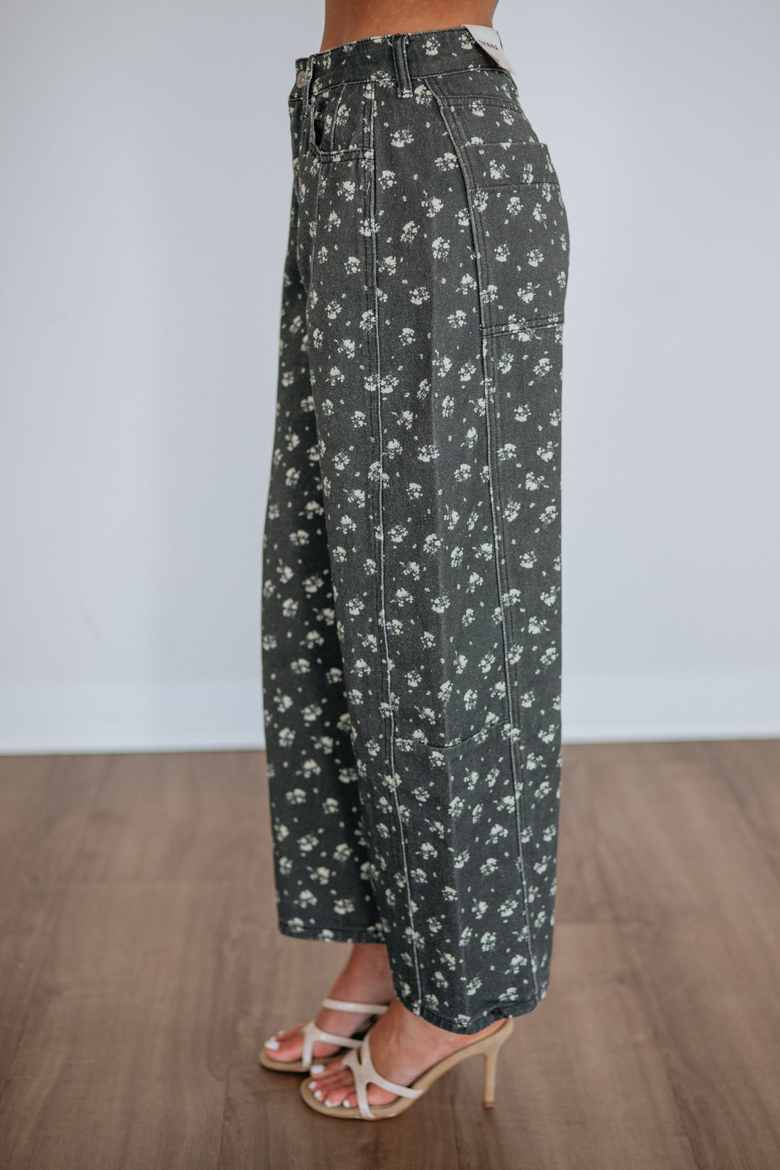 #color_vintage-black
