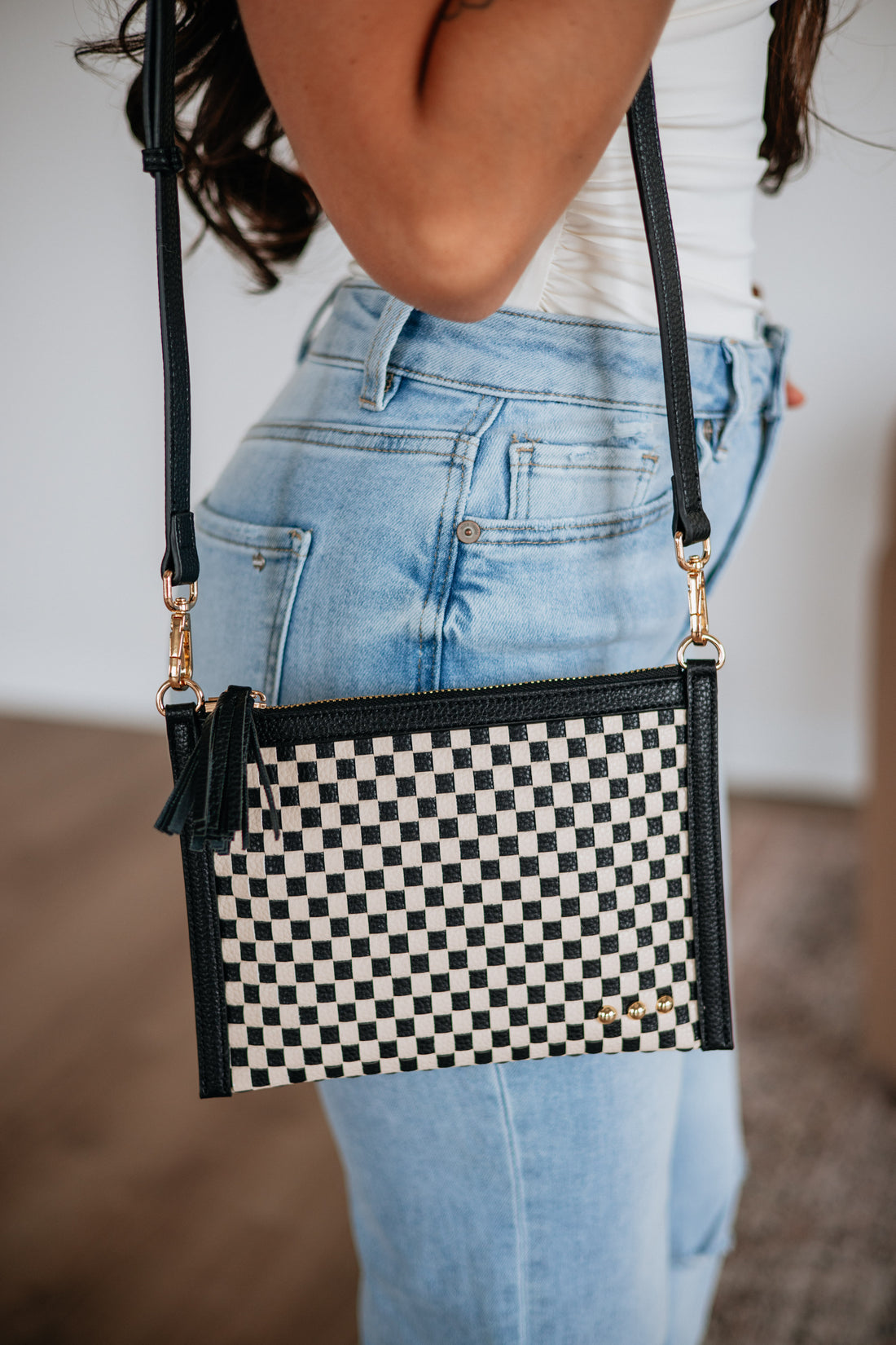#color_checkered-black