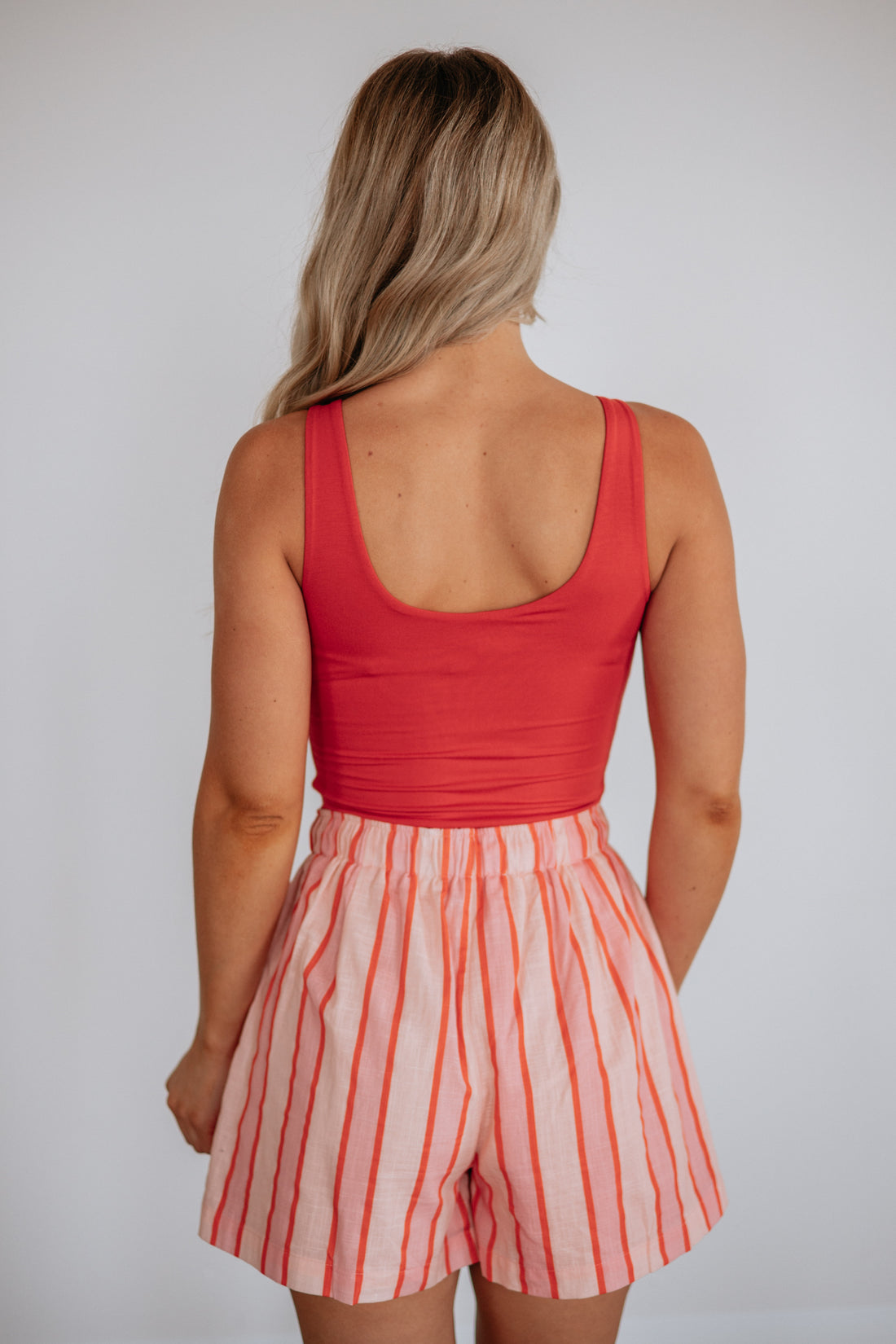 Delta Basic Tank - Tomato