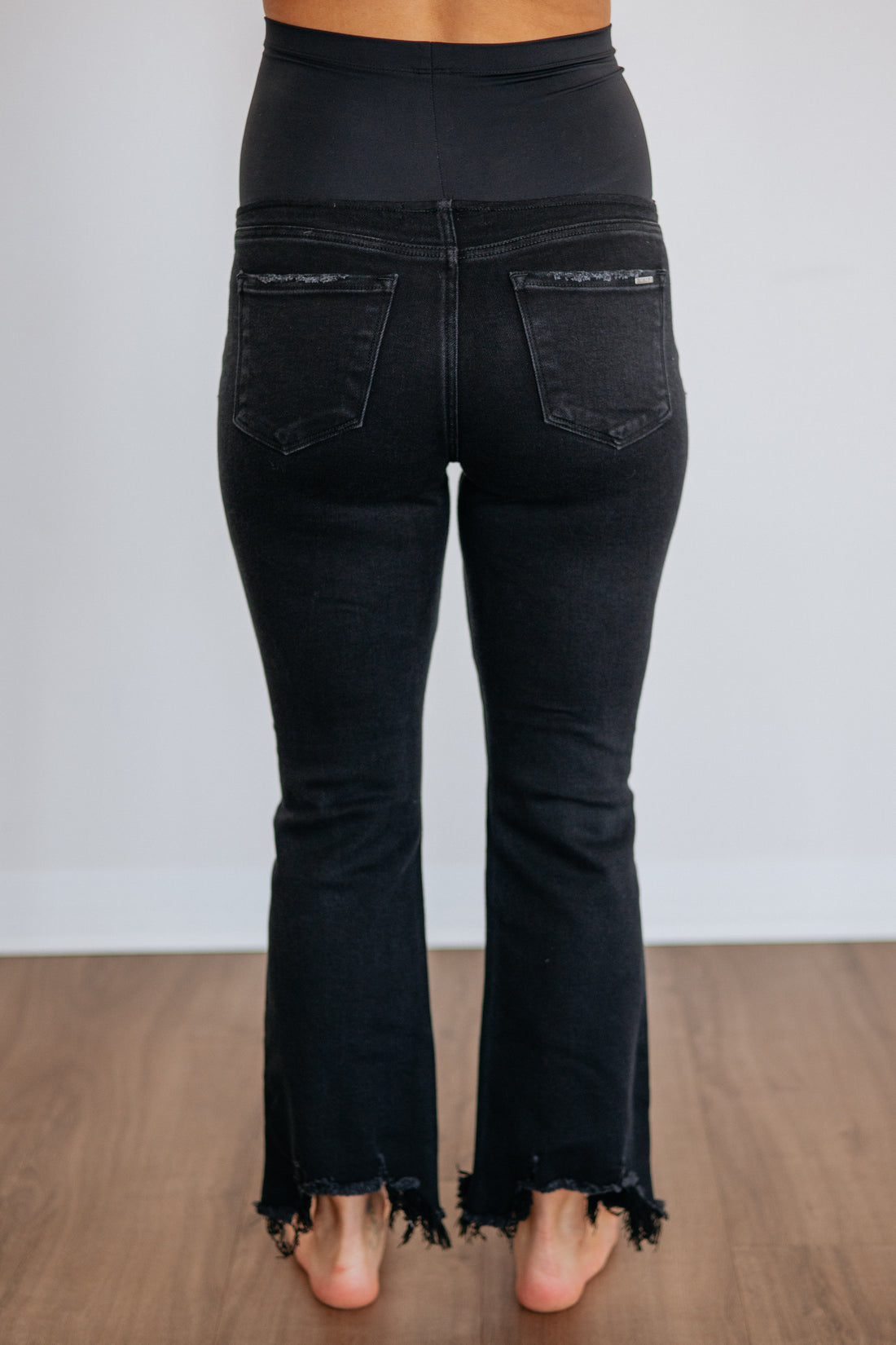Neona Risen Maternity Jeans