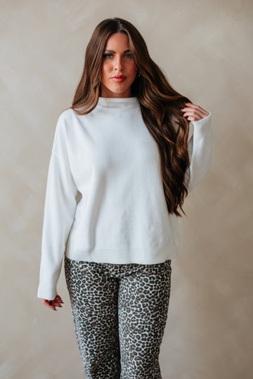 #color_ivory