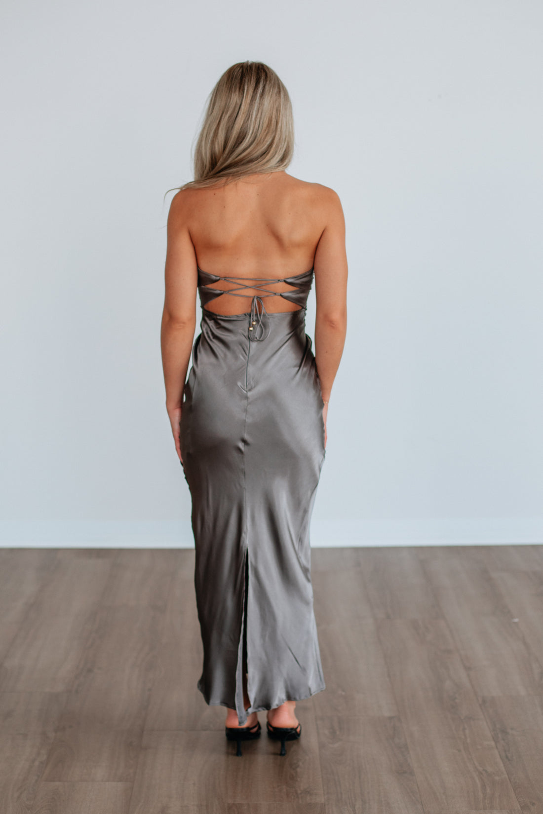#color_steel-grey