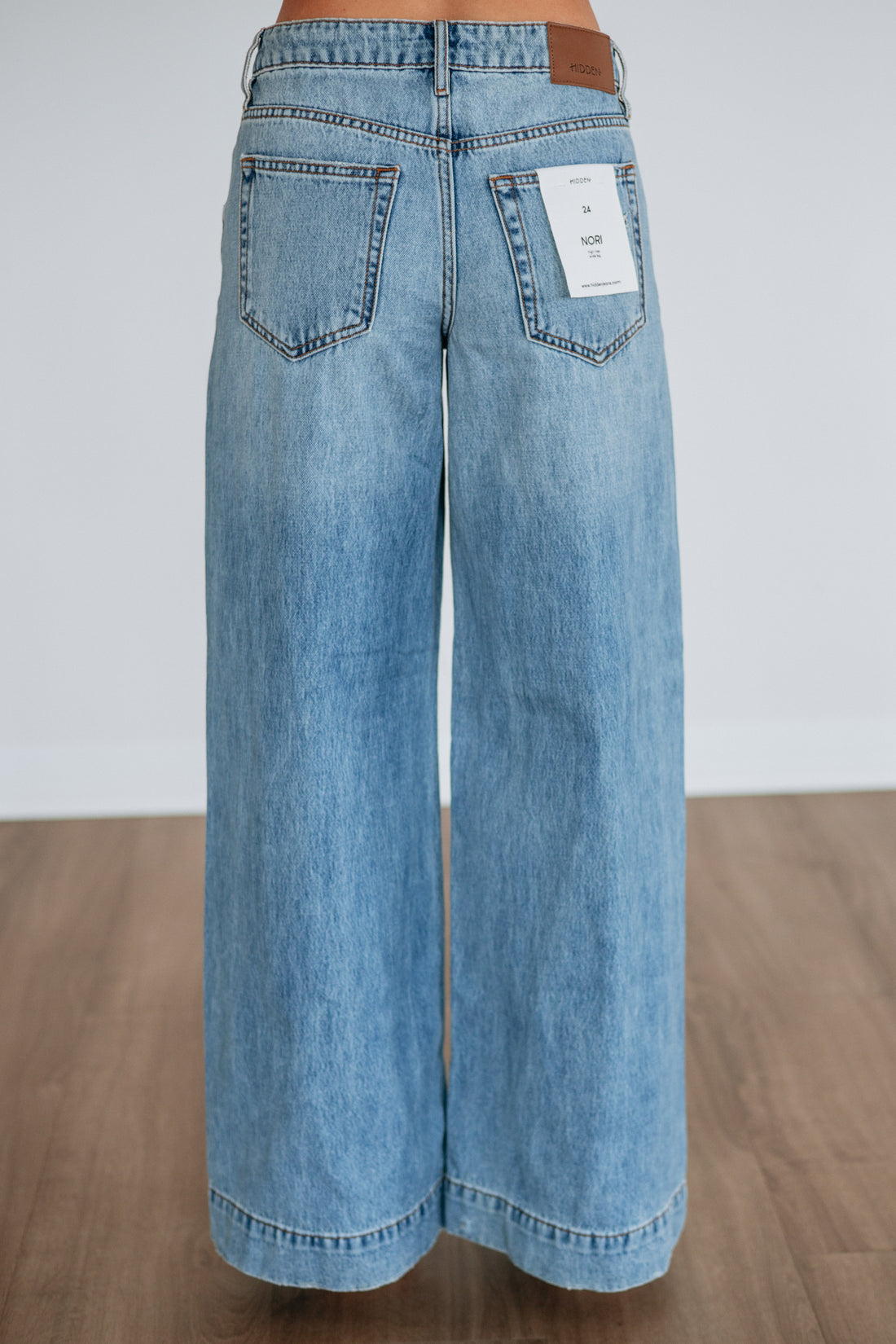 Nori Hidden Jeans - Cheerful
