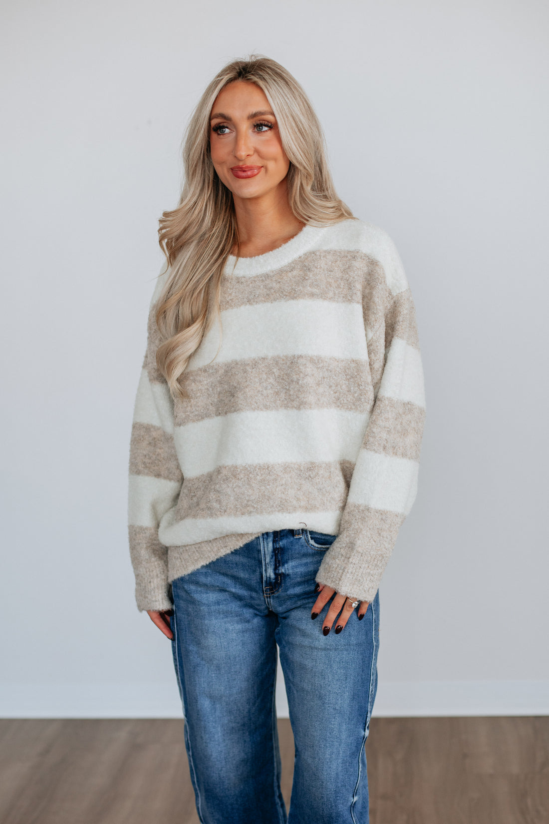 #color_taupe