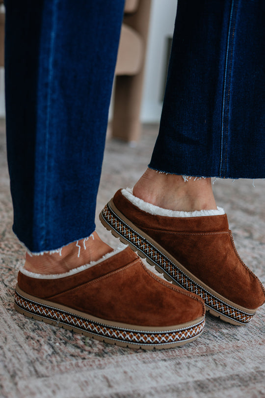 Leave Me To Lounge Slippers