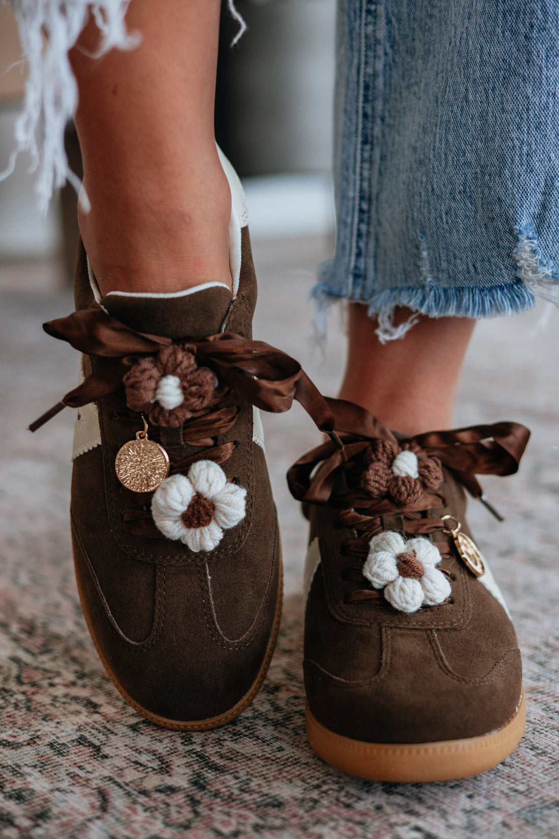 Drivin' Me Daisy Sneakers
