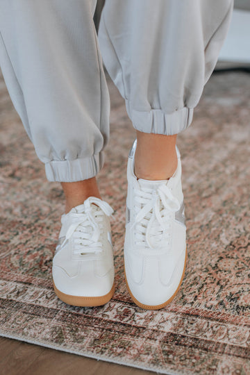 Can't Be Bothered Sneakers - Cream
