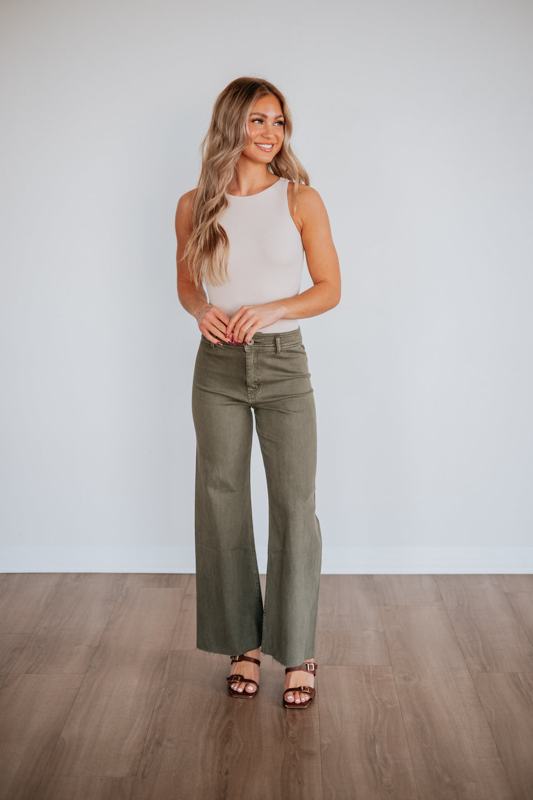 Linsley Wide Leg Pants - Olive