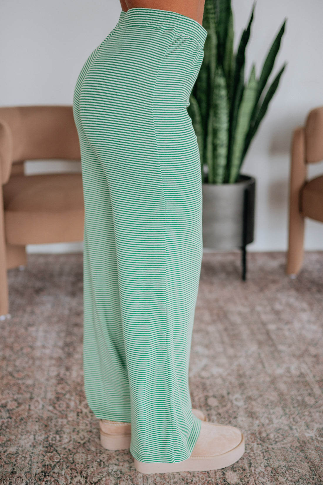 #color_kelly-green