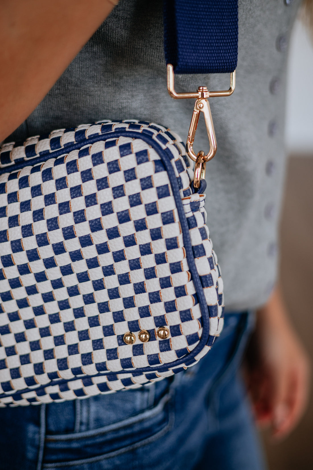 #color_navy