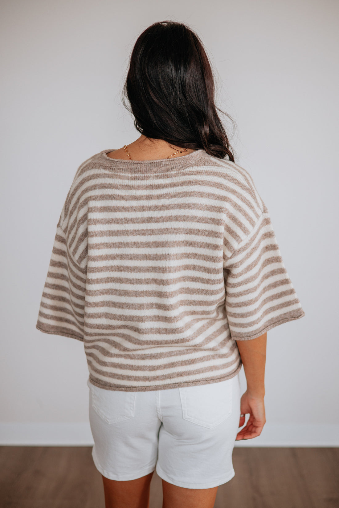 #color_taupe