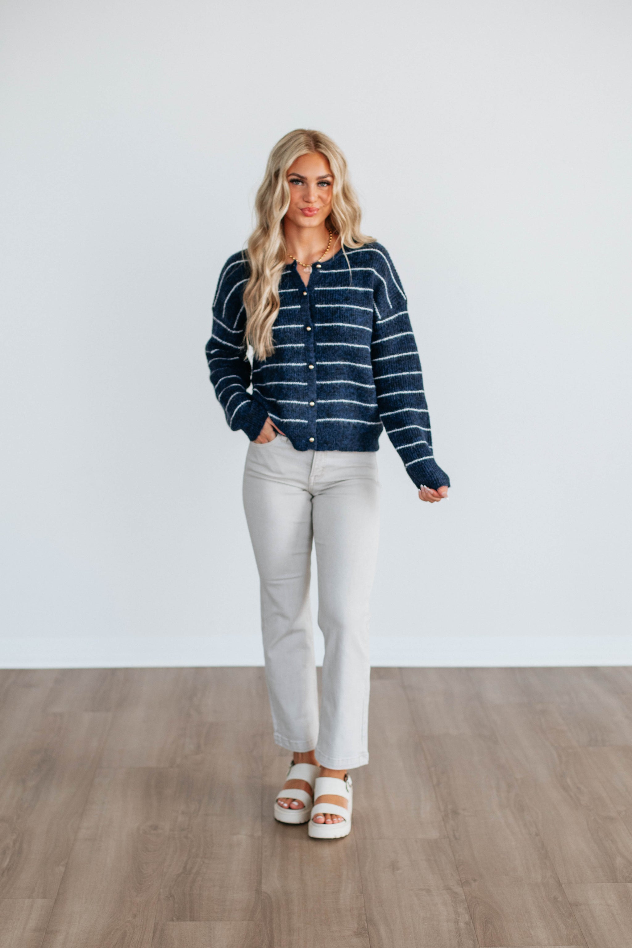 #color_navy