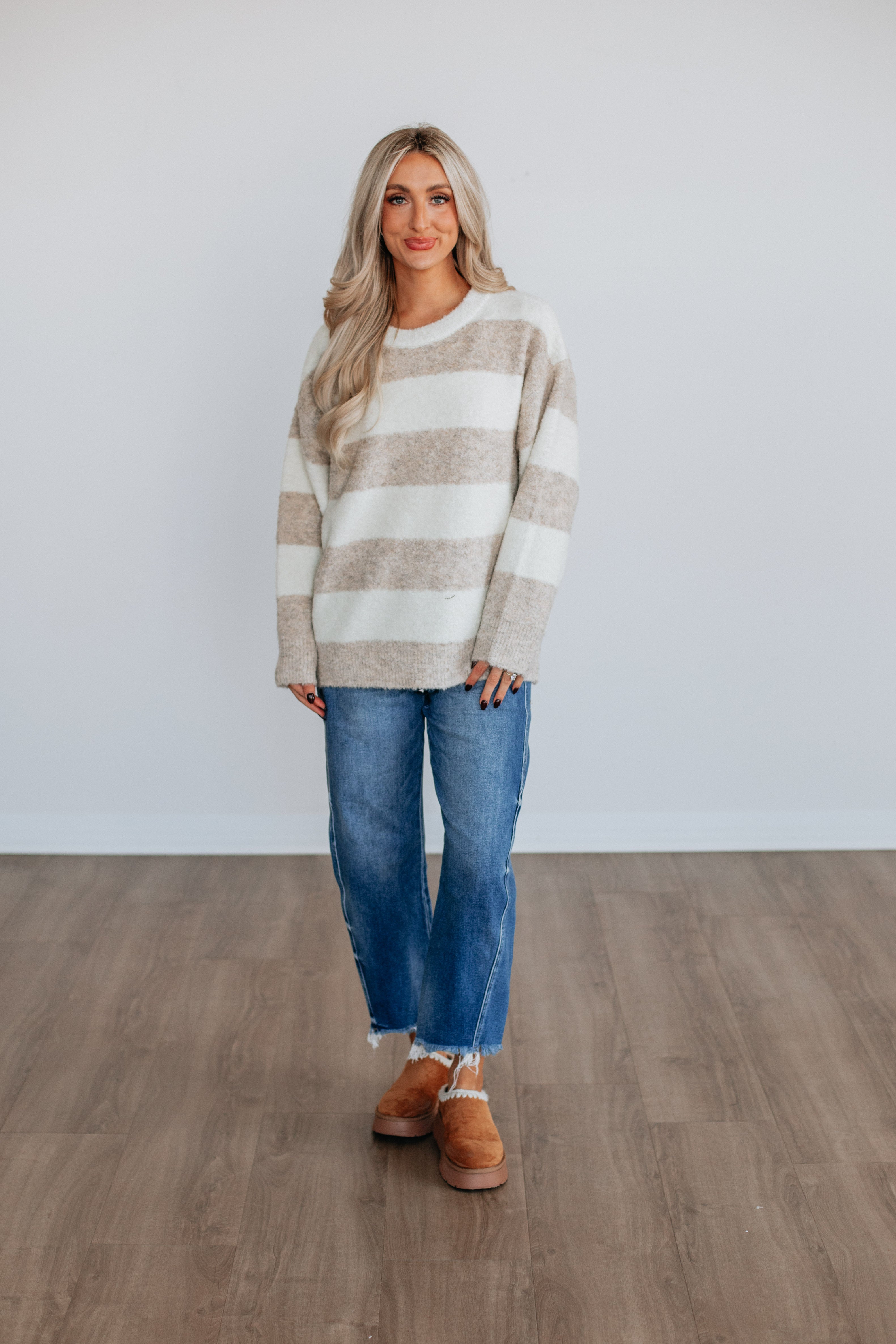 #color_taupe