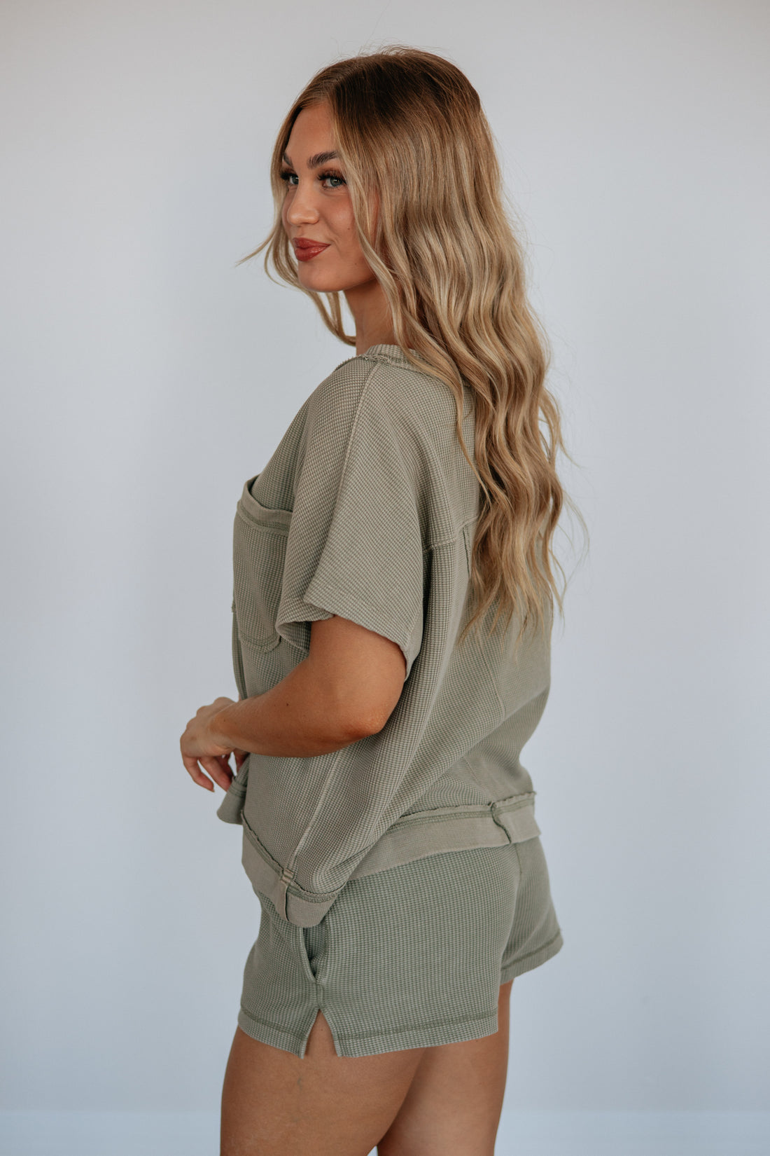 #color_muted-olive