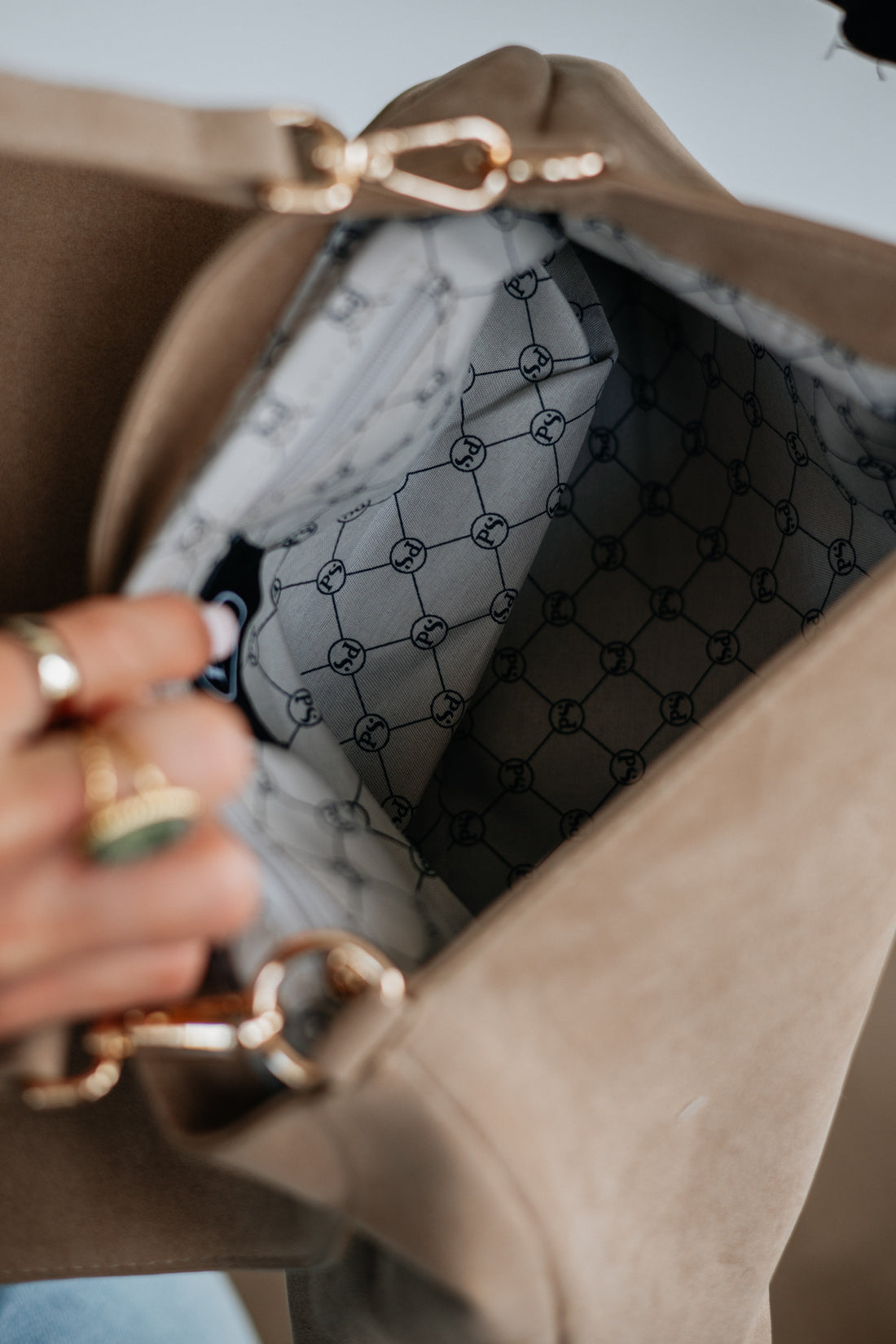 Carleton Crossbody Bag