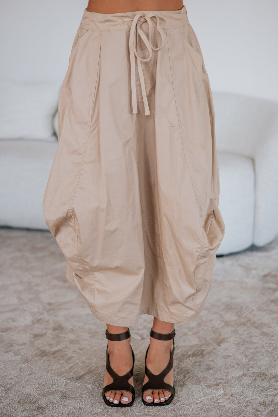 #color_light-beige