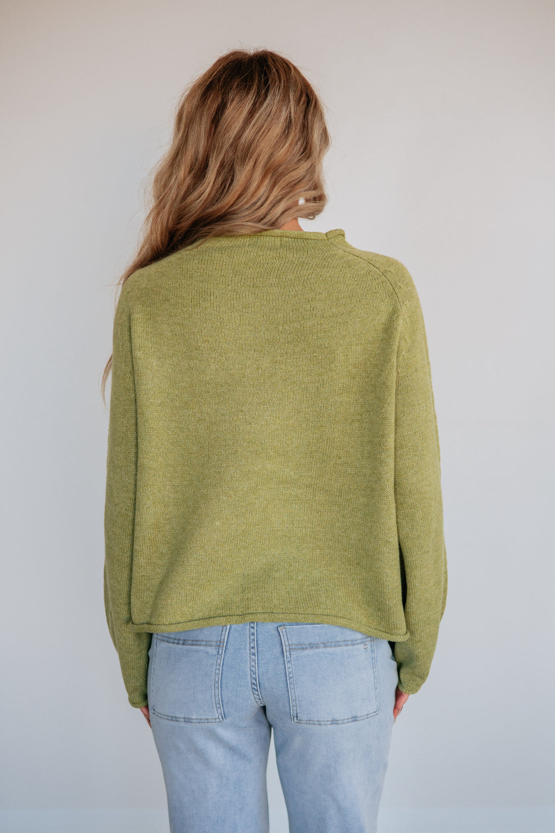 #color_light-olive